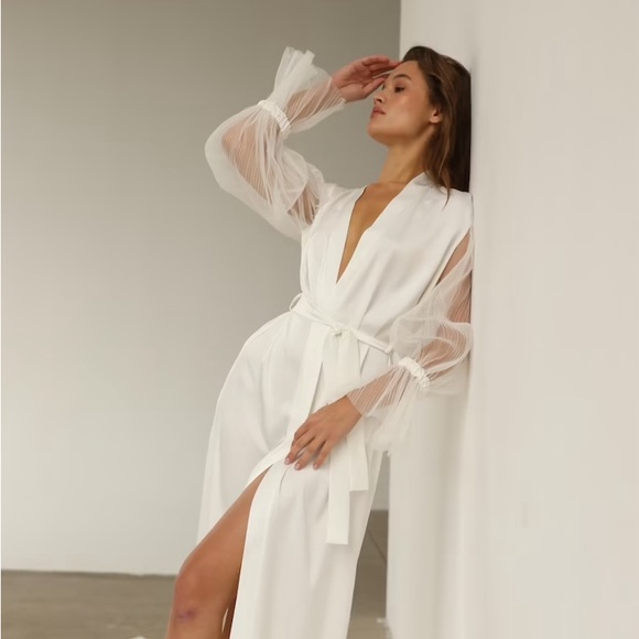 Bridal Robe - Picture 3 of 5